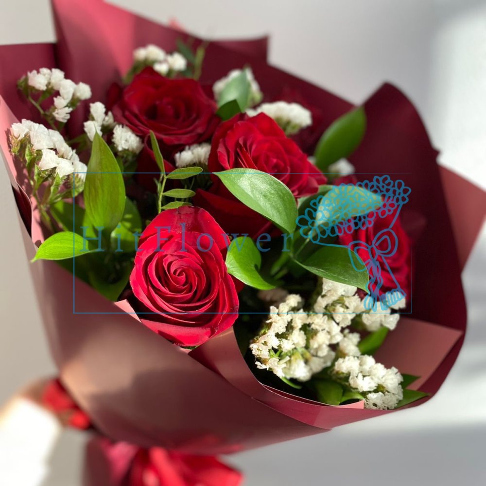 Букет цветов из: Розы